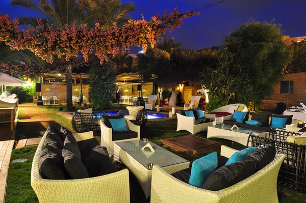 Weddings At Edde Sands